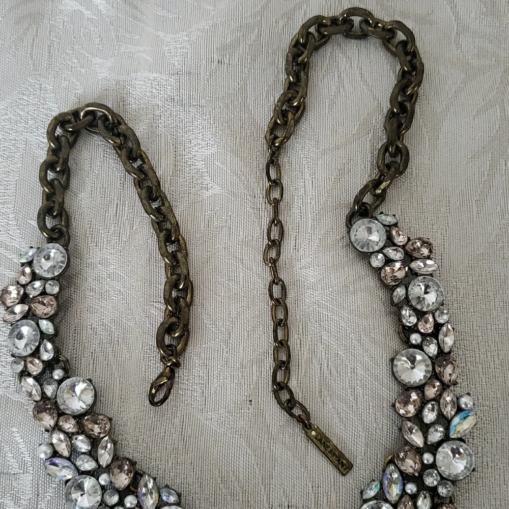 Silver Crystal Cluster Necklace Elegant Jewelry - Picture 2 of 3